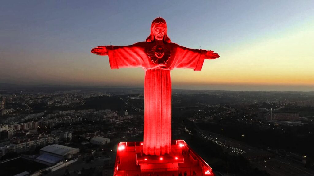 Cristo Rei, Lissabon, Red Wednesday