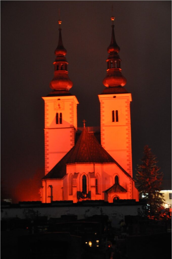 Kirche St. Marein Red Wednesday
