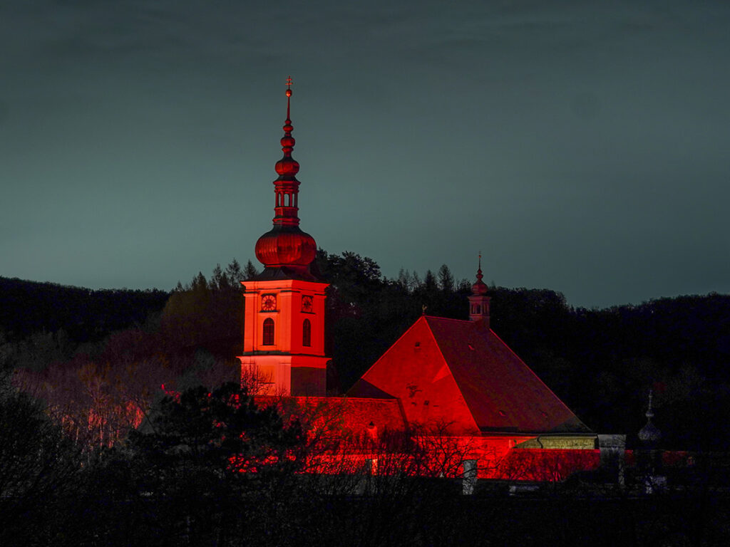 Stift Heiligenkreuz Red Wednesday